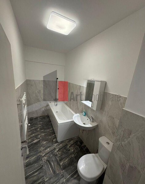 Sos. Berceni, Metalurgiei, vanzare apartament 2 camere cu centrala.